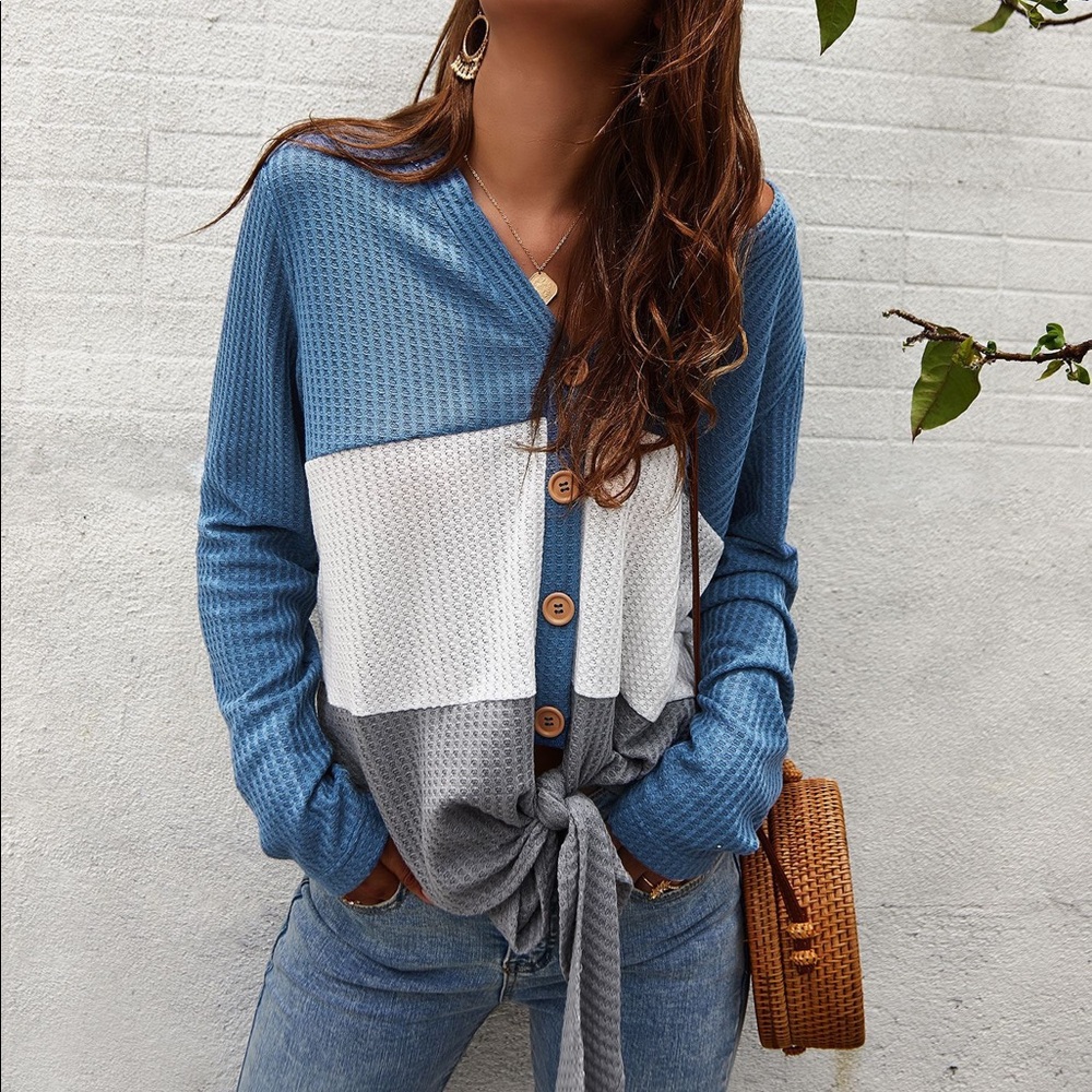 ♦️🆕 Relaxing Front Tie Long Sleeve Top Blue - Picture 4 of 7